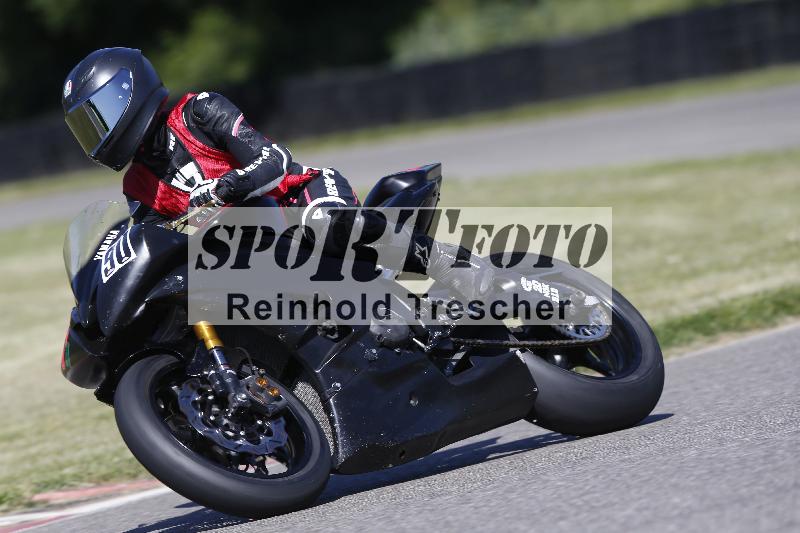 Archiv-2025/16 16.05.2025 PROMAX ADR/Gruppe gruen/90